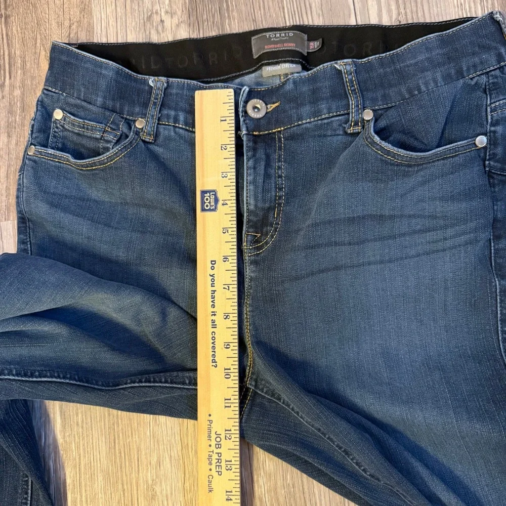 Torrid Bombshell Skinny Jeans Blue Premium Stretch Women's Size‎ 16R